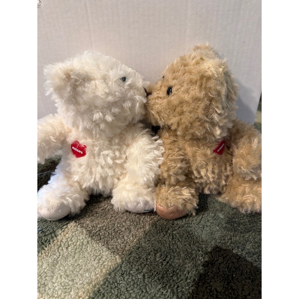 Hershey's Kisses Magnetic Kissing Teddy Bears Galerie Plush Set Cream Tan‎ Heart